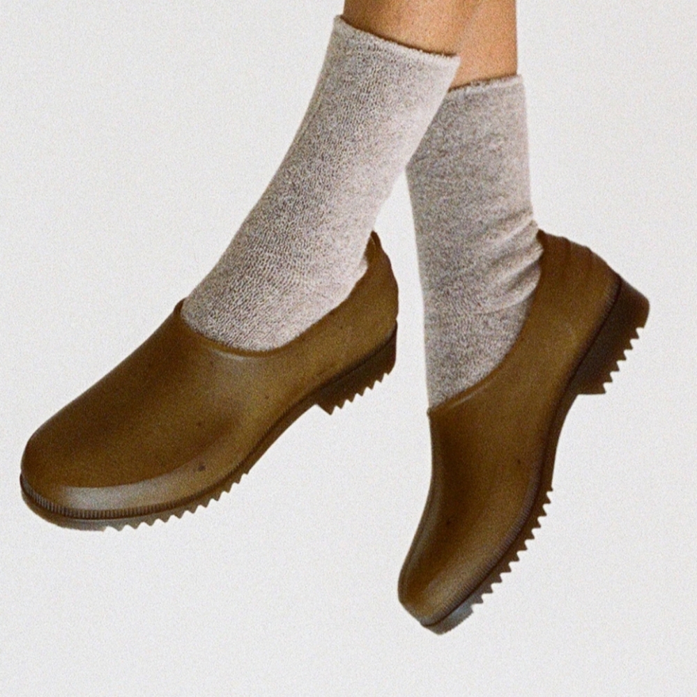 SOLD// Gardenheir Plasticana Clogs